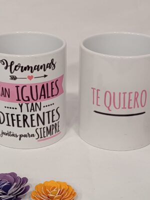 Taza blanca de familia y amigos