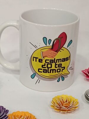 Taza blanca con frases